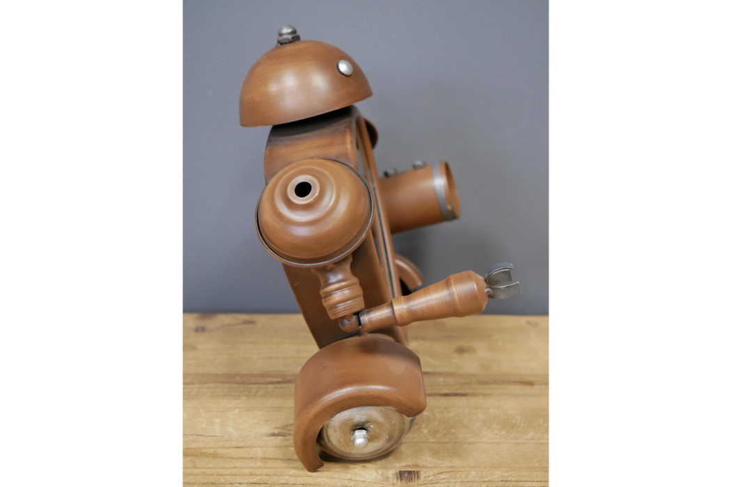Robot Clock - Brown Blaster