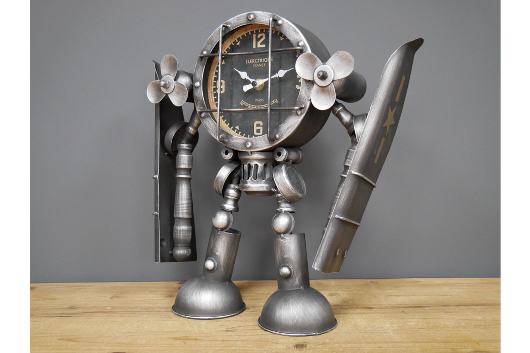 Robot Clock - Iron Man